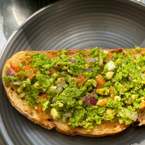 Pea Pods Zesty Salsa