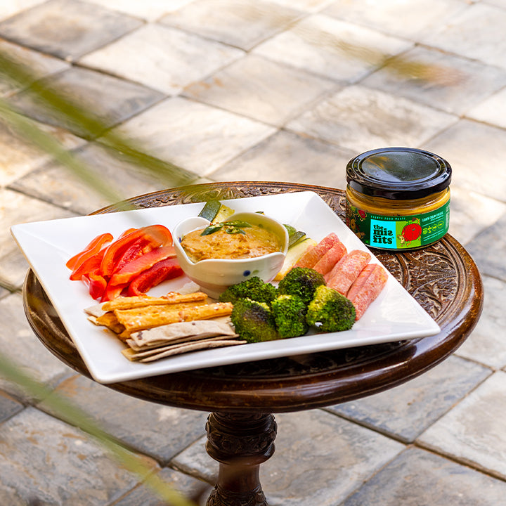 Veggies And Crackers Platter